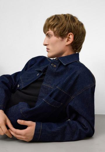 Джинсовая куртка