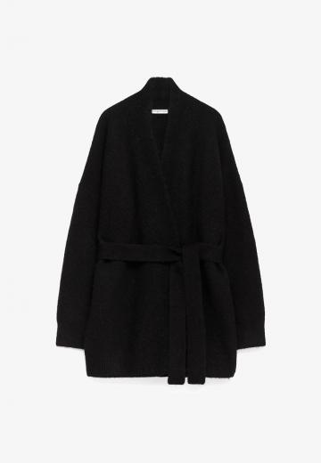 Длинный жилет