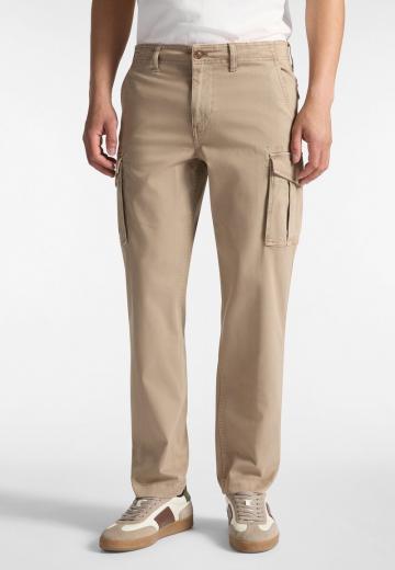 Брюки с накладными карманами