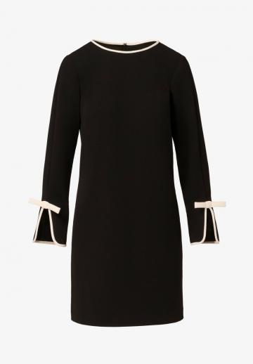 Вязаное платье