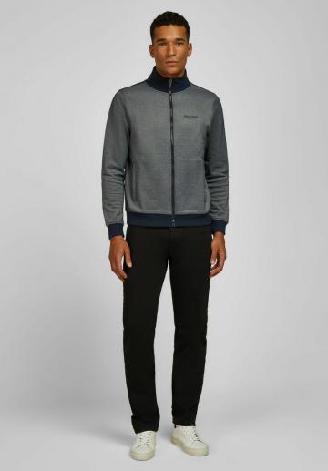 Куртка бомбер