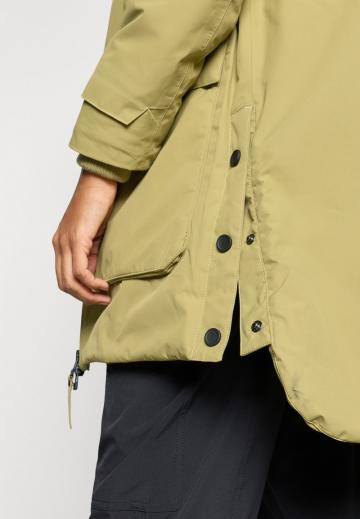 Спортивная куртка