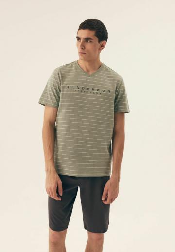 Пижама с шортами