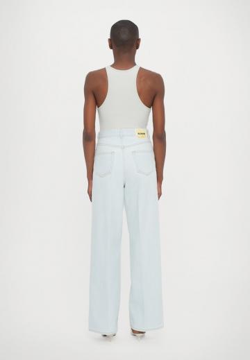 Джинсы бойфренда