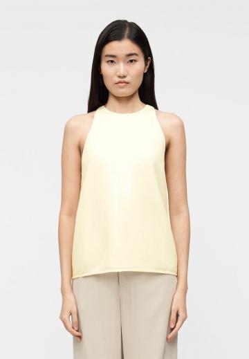 Блузка без рукавов