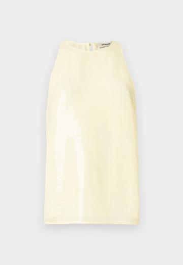 Блузка без рукавов