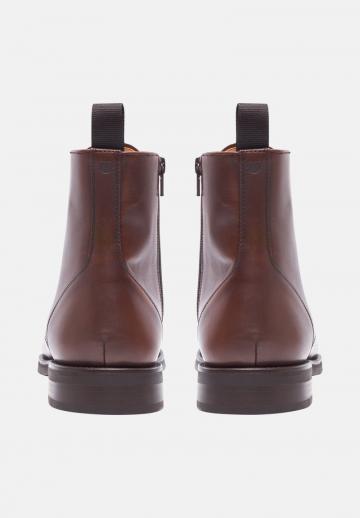 Ботинки на шнуровке