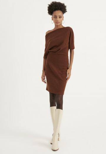 Платье футляр