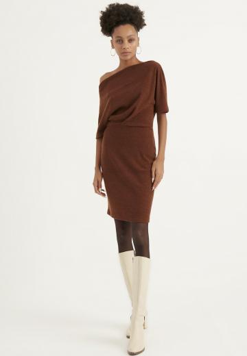 Платье футляр