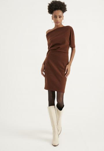 Платье футляр