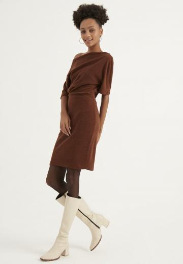 Платье футляр