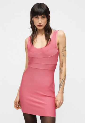 Короткое платье