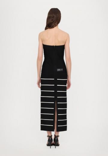 Платье без бретелек