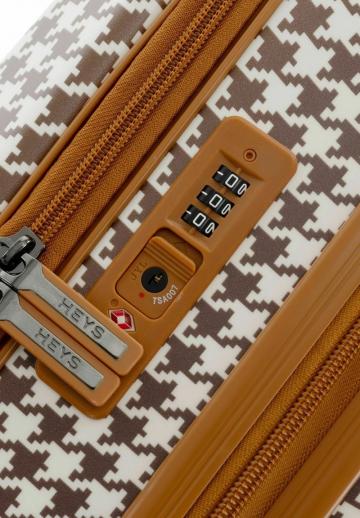 Чемодан на колесах