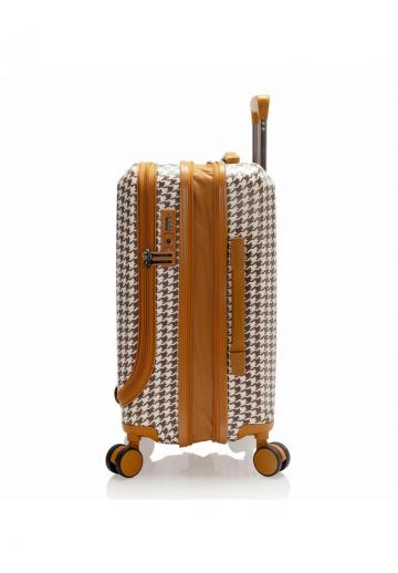 Чемодан на колесах