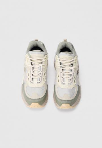 Кроссовки для ходьбы