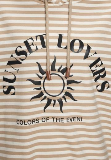 Пуловер с капюшоном