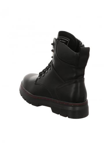 Ботинки на шнуровке