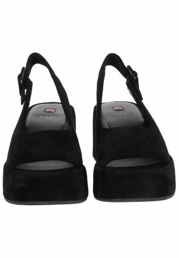 Босоножки на танкетке