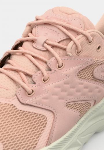 Походная обувь