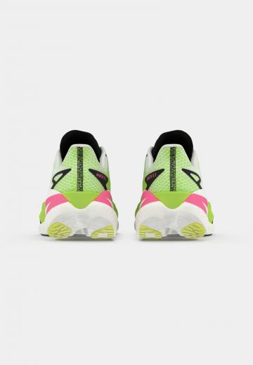 Беговые кроссовки