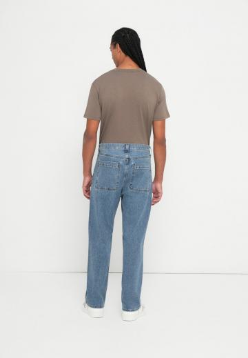 Свободные джинсы