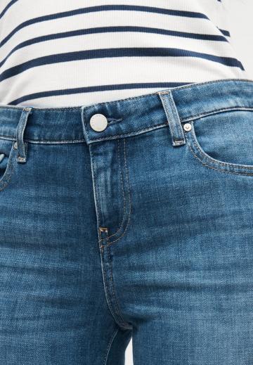 Клешеные брюки