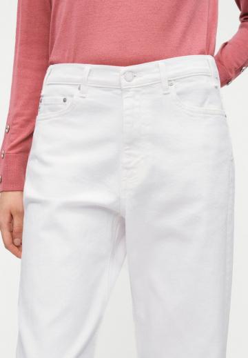 Джинсы бойфренда