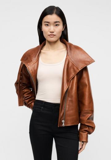 Клешеные брюки