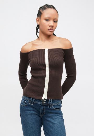 Клешеные джинсы