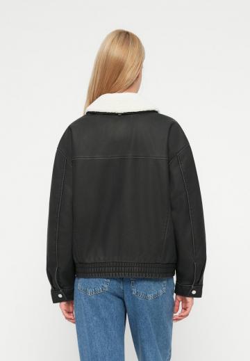 Кожаная куртка