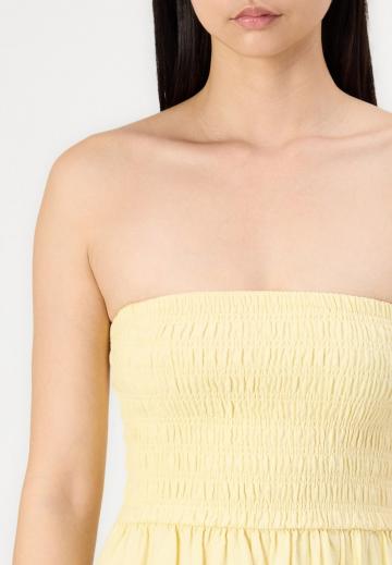 Платье без бретелек