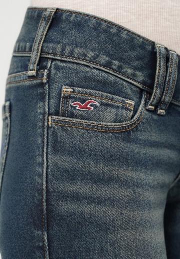 Клешеные джинсы