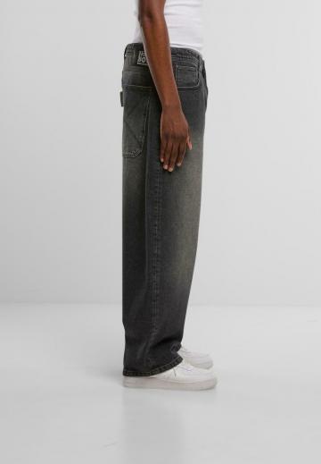 Свободные джинсы