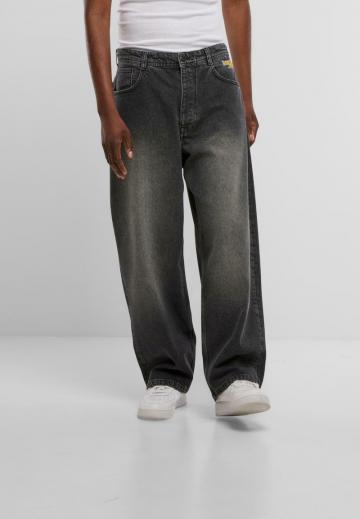 Свободные джинсы