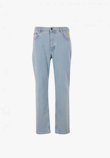 Прямые джинсы