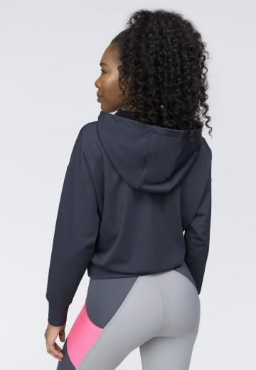 Спортивная толстовка