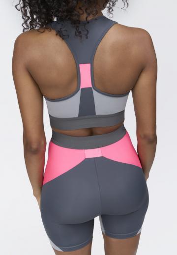 Спортивный бюстгальтер