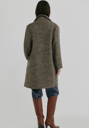 Шерстяное пальто