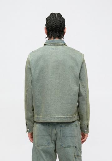 Джинсовая куртка