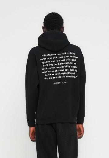 Пуловер с капюшоном