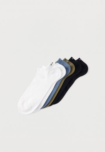 Короткие носки