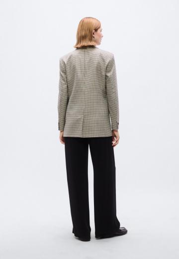 Короткое пальто