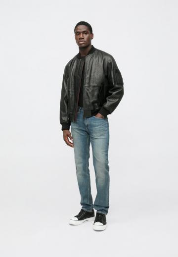 Узкие джинсы