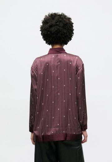 Атласная блузка