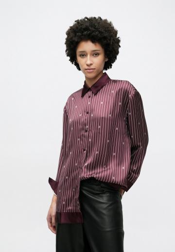 Атласная блузка