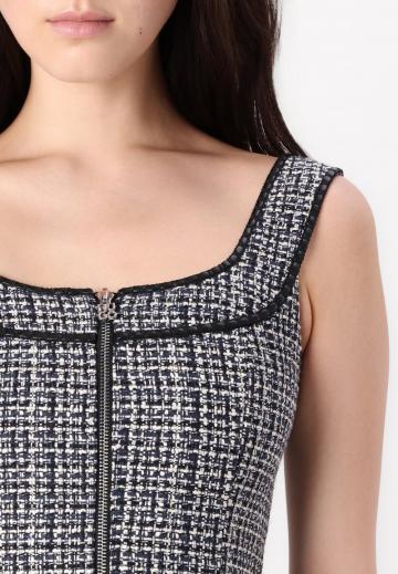 Блузка без рукавов