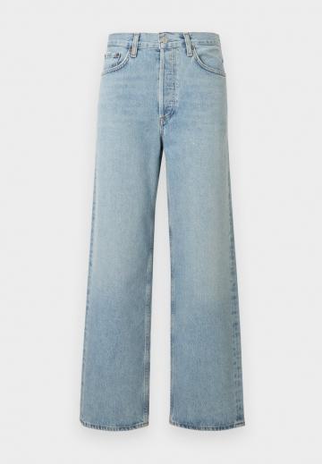 Джинсы бойфренда