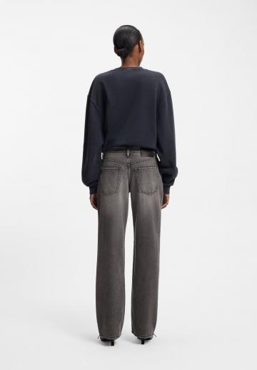 Прямые джинсы