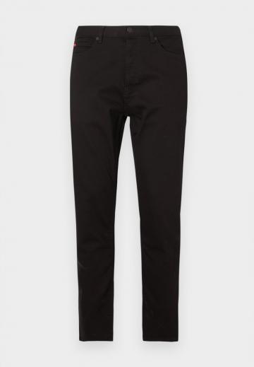 Узкие джинсы